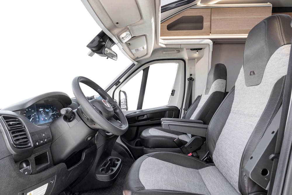 Adria coral 670sl#10
