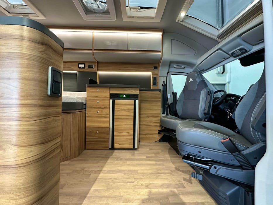 KABE Affinity Camper Van Duo 180HK Automat#11