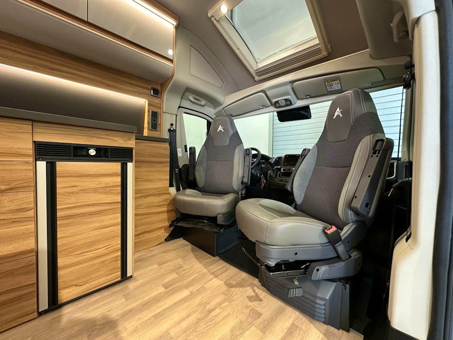 KABE Affinity Camper Van Duo 180HK Automat#12