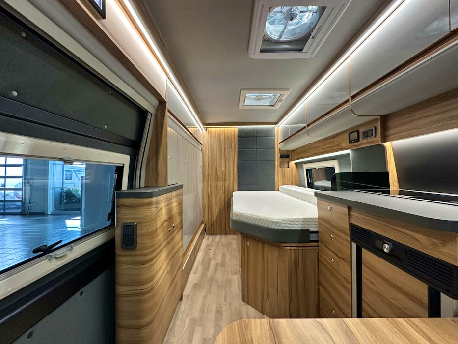KABE Affinity Camper Van Duo 180HK Automat#18