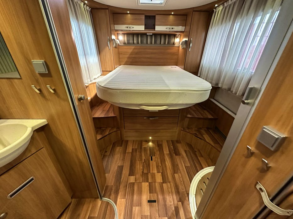 Hymer StarLine B 690 Mercedes Benz 190HK Automat Bakhjulsdrift Godt Utstyrt!#28