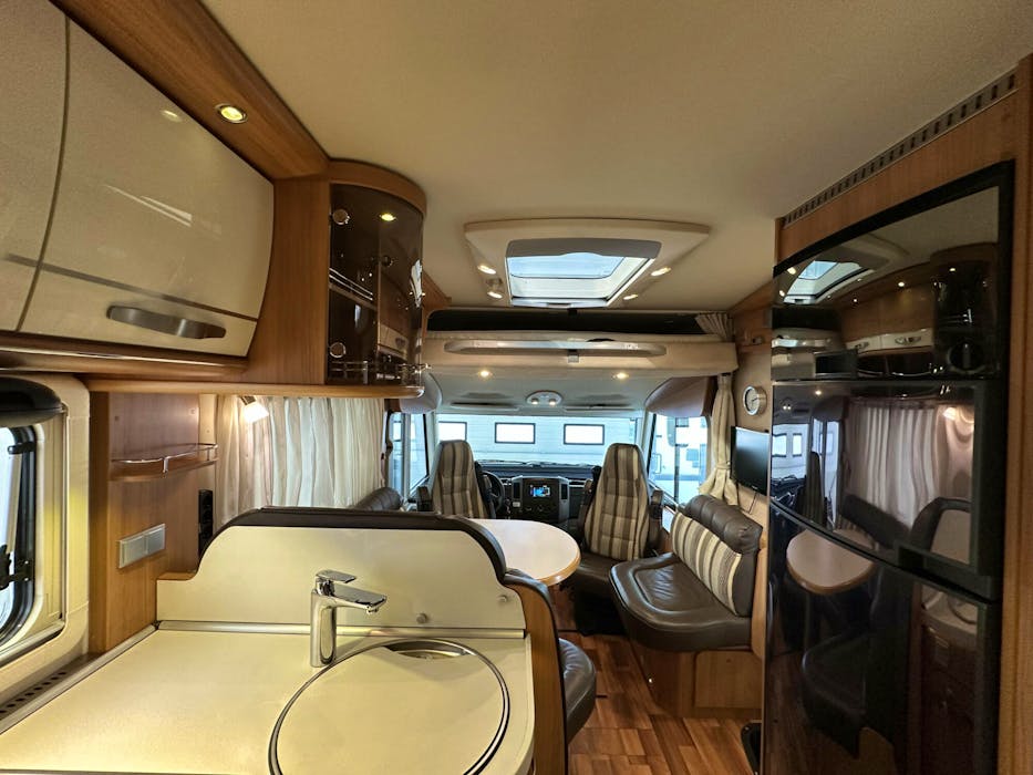Hymer StarLine B 690 Mercedes Benz 190HK Automat Bakhjulsdrift Godt Utstyrt!#36