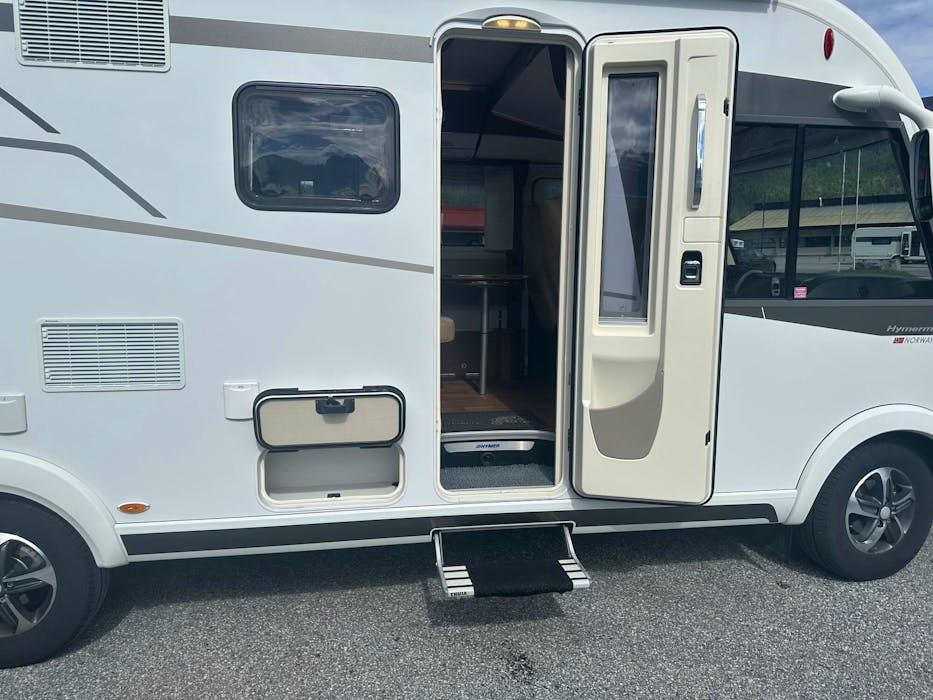 Hymer B 588 DL#19