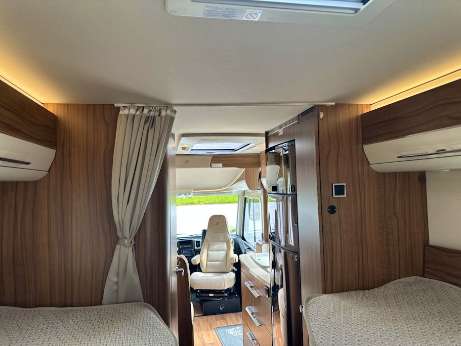 Hymer B 588 DL#11