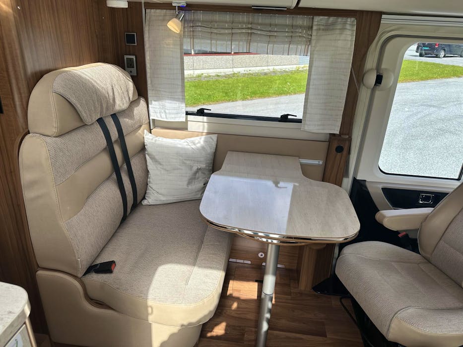 Hymer B 588 DL#5