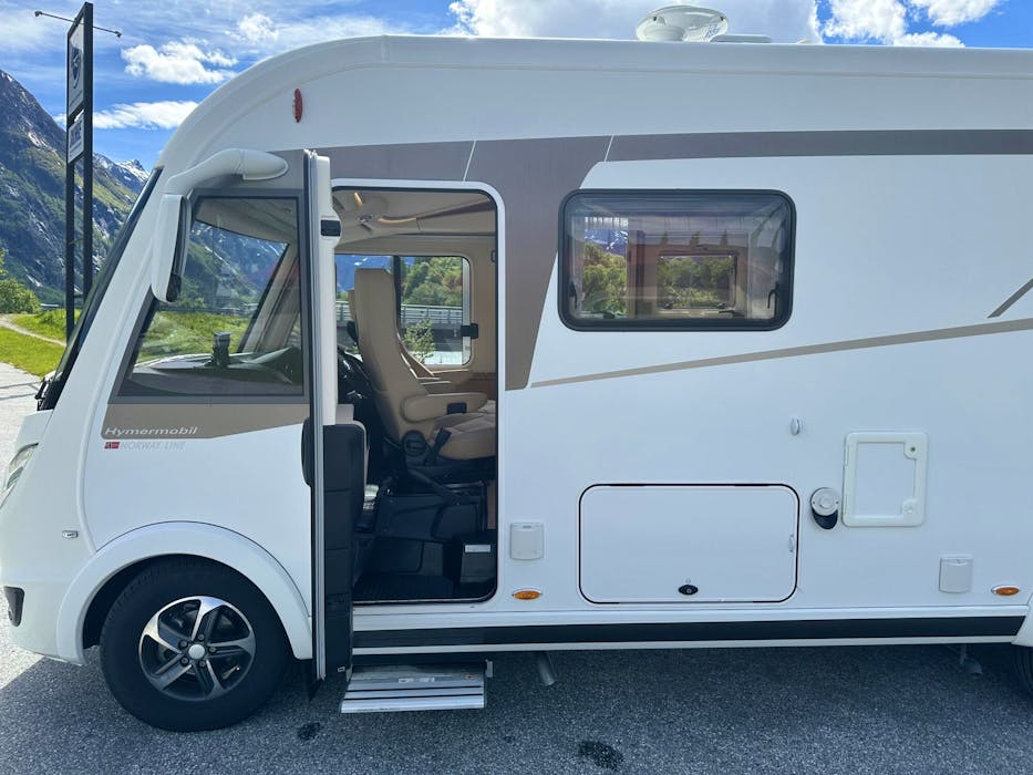 Hymer B 588 DL#18