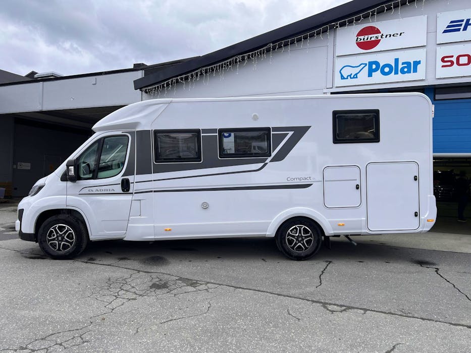 Adria Compact DL#4