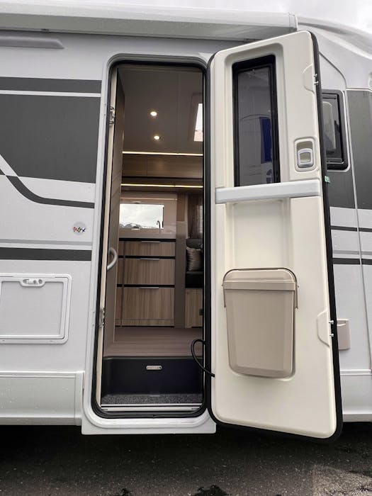 Adria Compact DL#11
