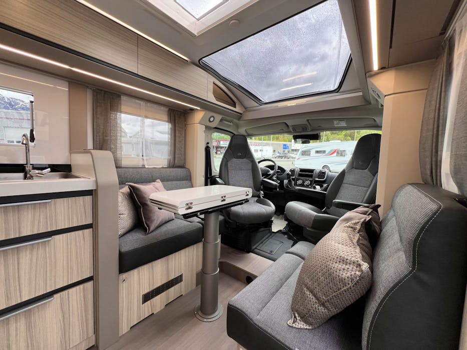 Adria Compact DL#16