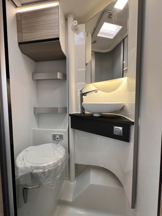 Adria Compact DL#26