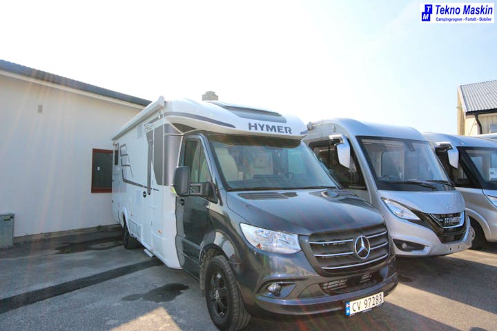 Hymer B 780ML Hydrauliske støtteben-Inverter- Skinn interiør