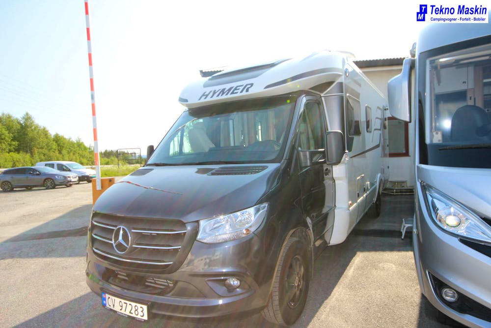 Hymer B 780ML Hydrauliske støtteben-Inverter- Skinn interiør#1