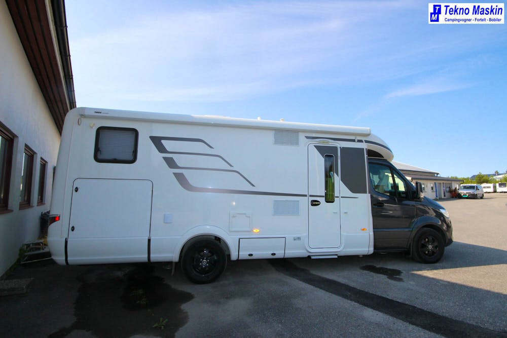 Hymer B 780ML Hydrauliske støtteben-Inverter- Skinn interiør#20
