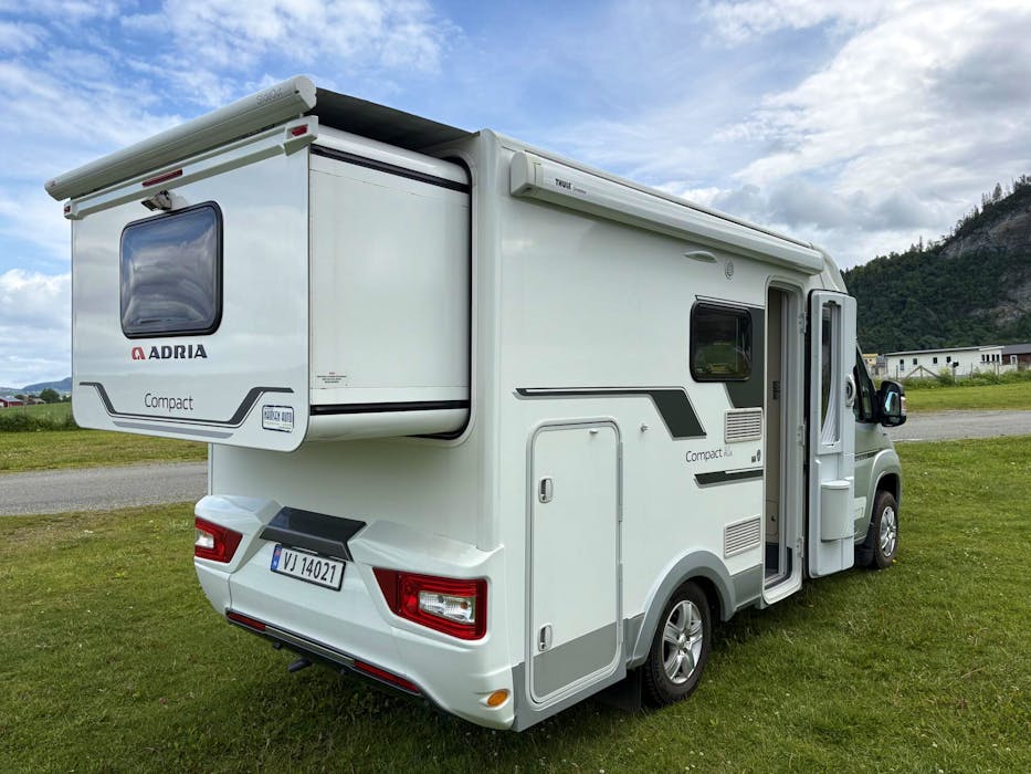 Adria Compact SLS#3
