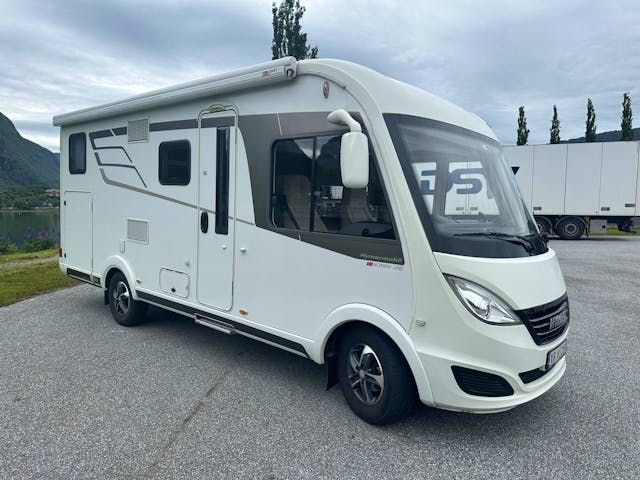 Hymer B 588 DL