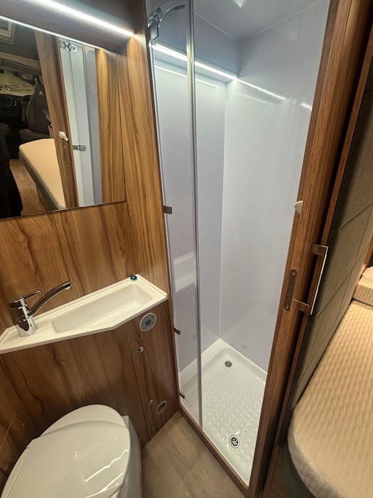 KABE Affinity Camper Van Duo#13