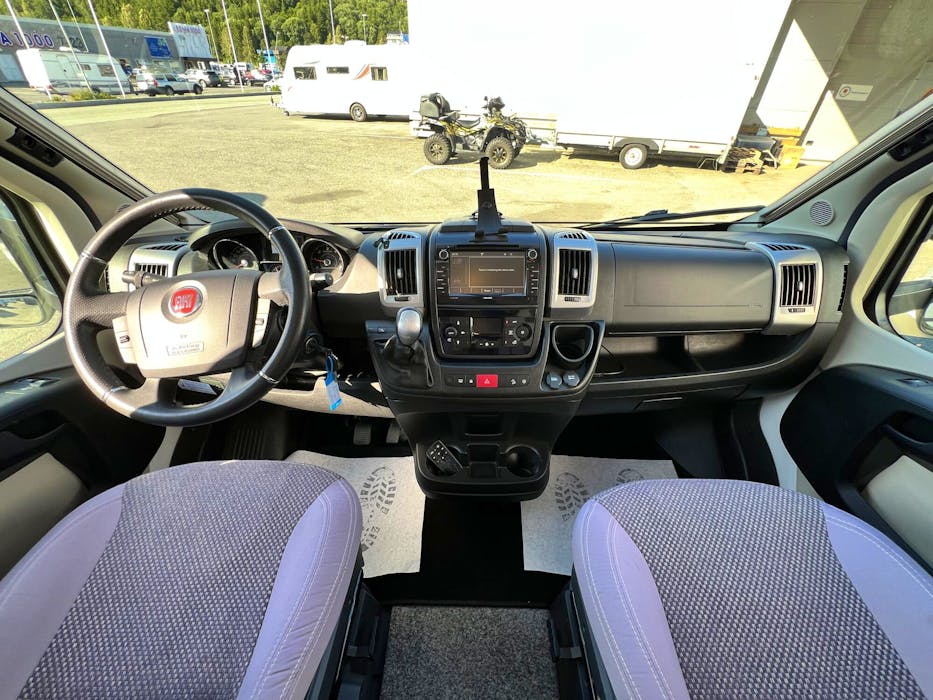 LMC Cruiser Sportline T722#13