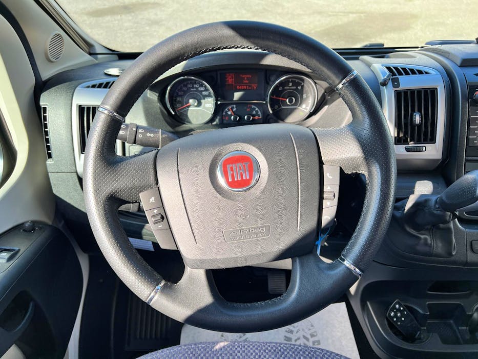 LMC Cruiser Sportline T722#16