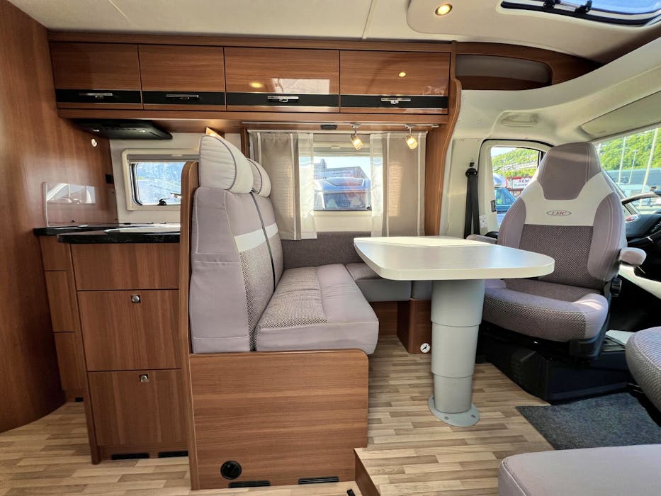 LMC Cruiser Sportline T722#19