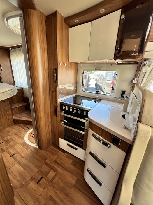 Hymer B 708 Premium Line#33