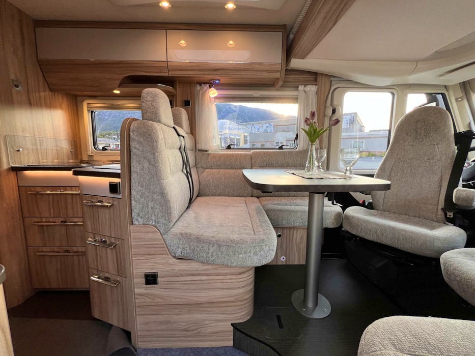 Hymer Exsis-i 678#15