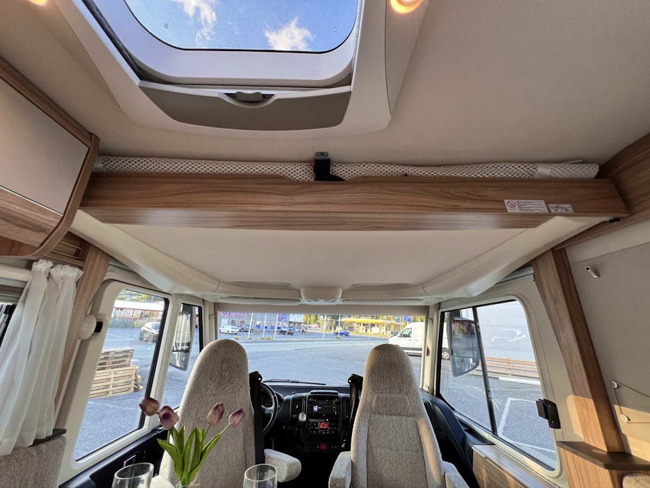 Hymer Exsis-i 678#32