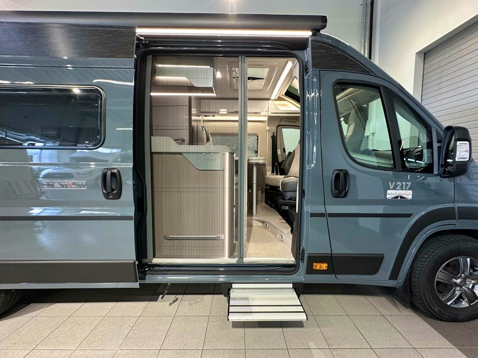 Challenger V 217 Road Edition Premium Automat Godt Utstyrt!#10