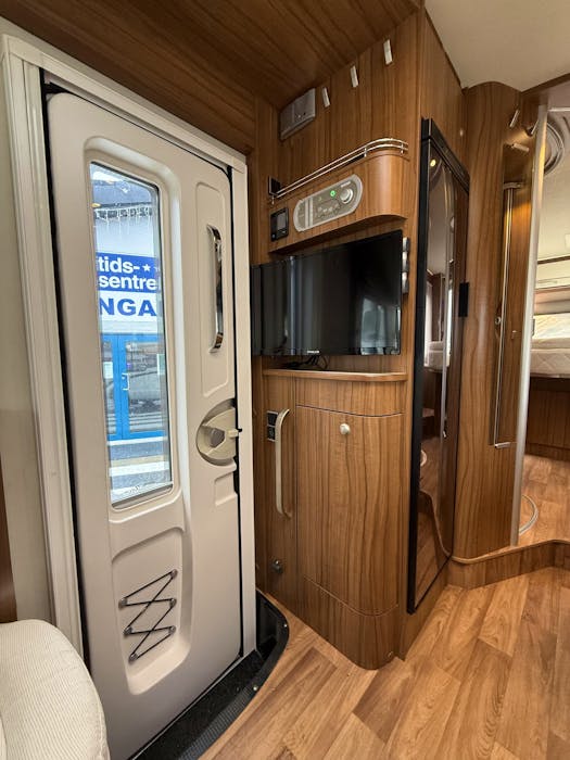 Hymer MLI 630#16