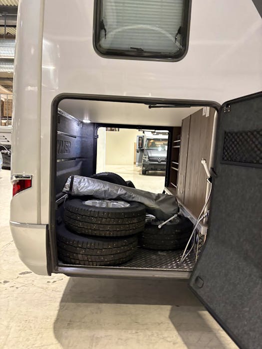 Hymer B 880 ML#14