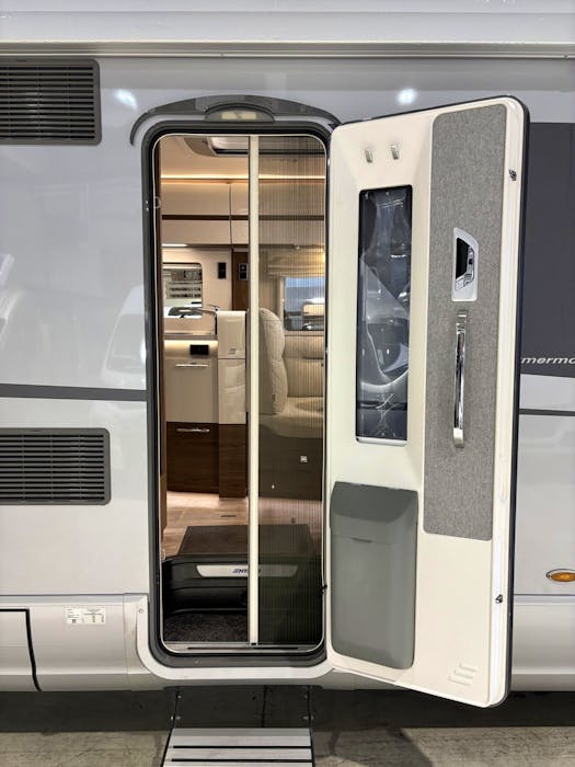 Hymer B 880 ML#18