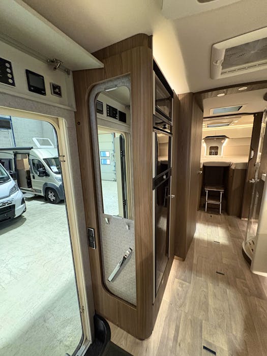 Hymer B 880 ML#23
