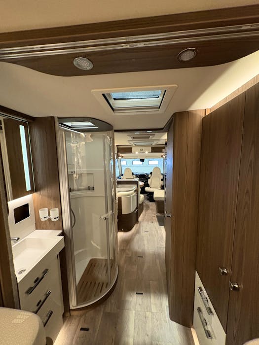 Hymer B 880 ML#40