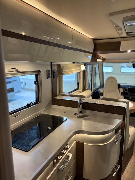 Hymer B 880 ML#43