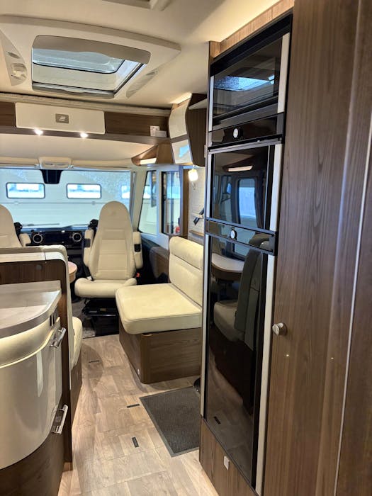 Hymer B 880 ML#44