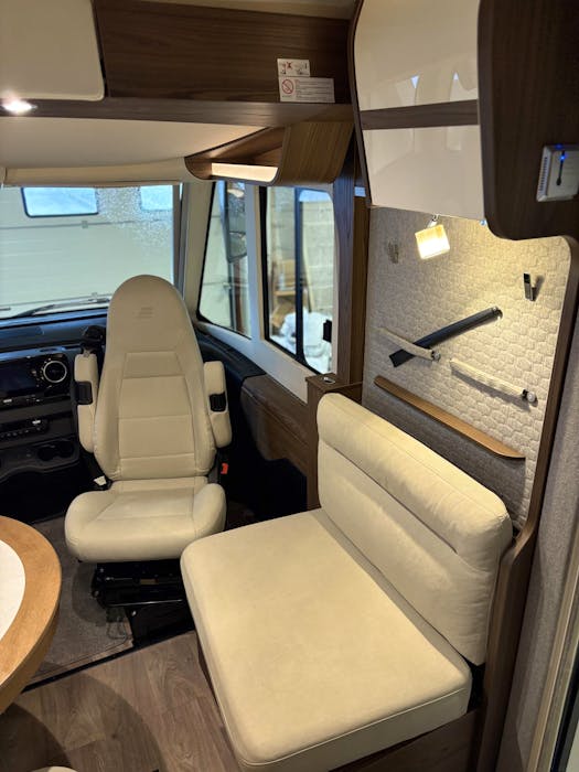 Hymer B 880 ML#47
