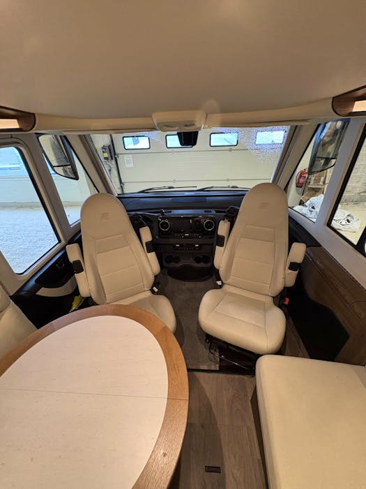 Hymer B 880 ML#48