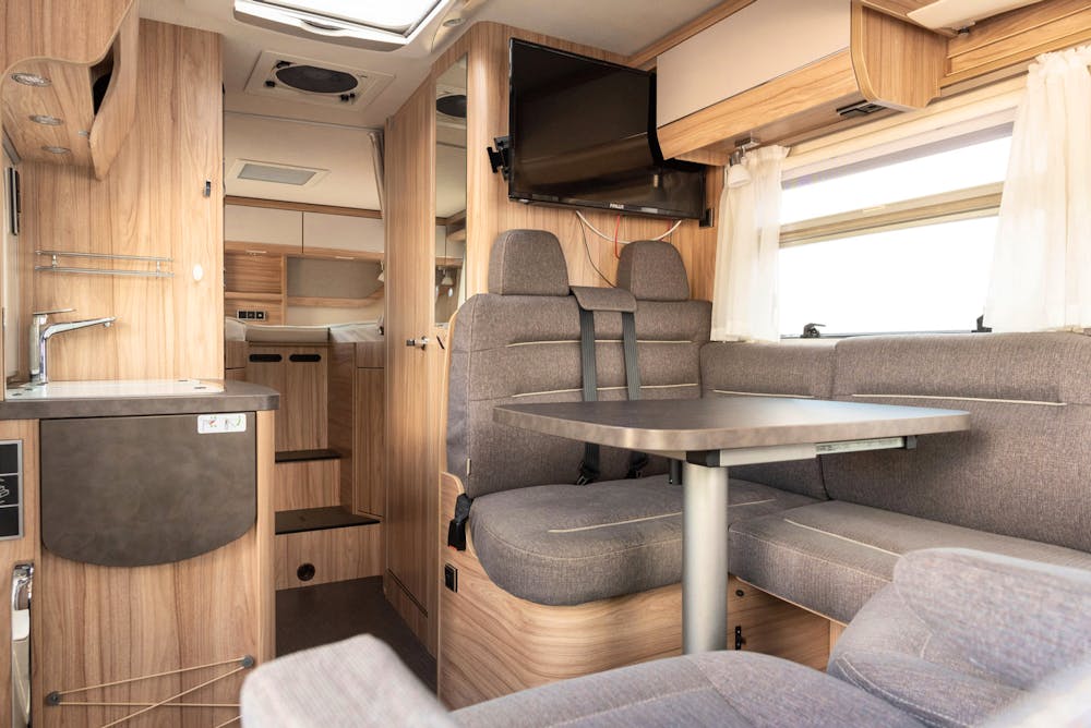 Hymer Exsis-i 588 Norway Line#13