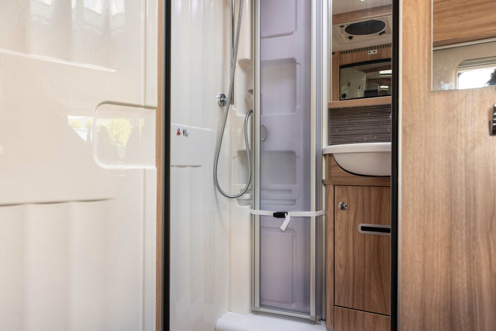 Hymer Exsis-i 588 Norway Line#21