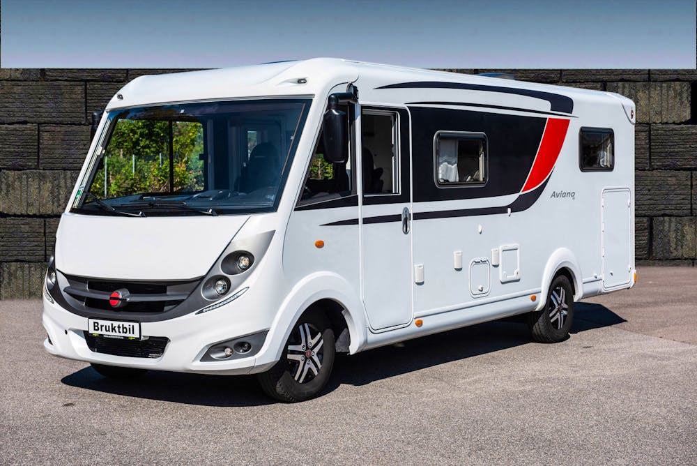 Bürstner Aviano i 690 G#0