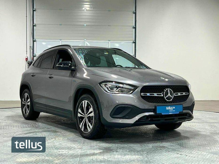 Mercedes-Benz GLA 250e Hybrid#0