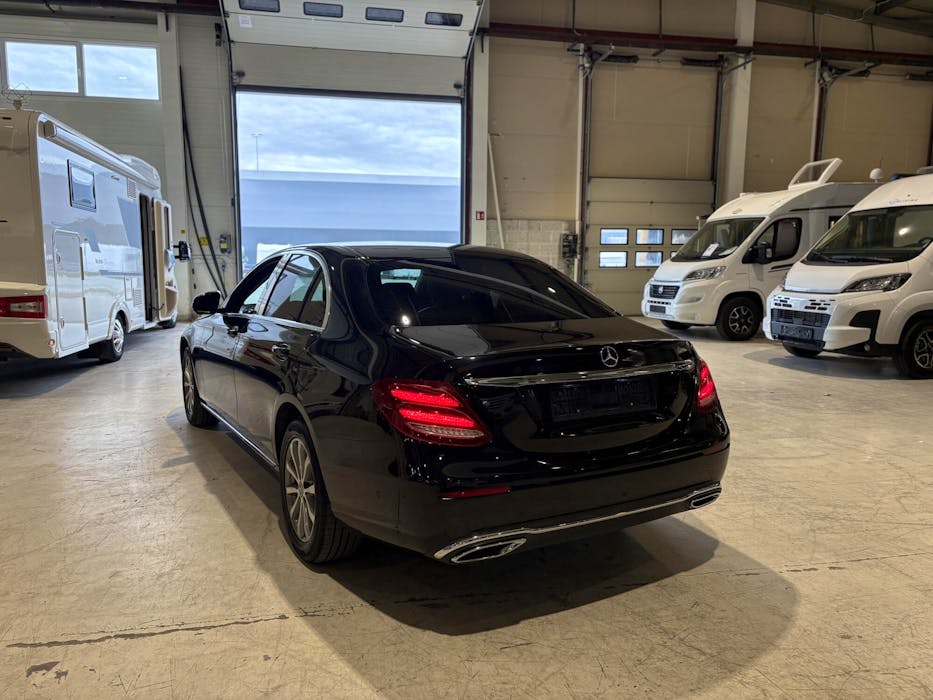 Mercedes-Benz E-Klasse 220D 4 MATIC#4
