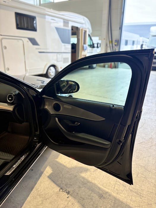 Mercedes-Benz E-Klasse 220D 4 MATIC#13