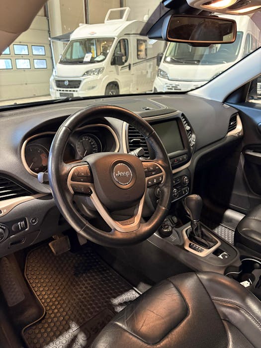 Jeep Cherokee#13