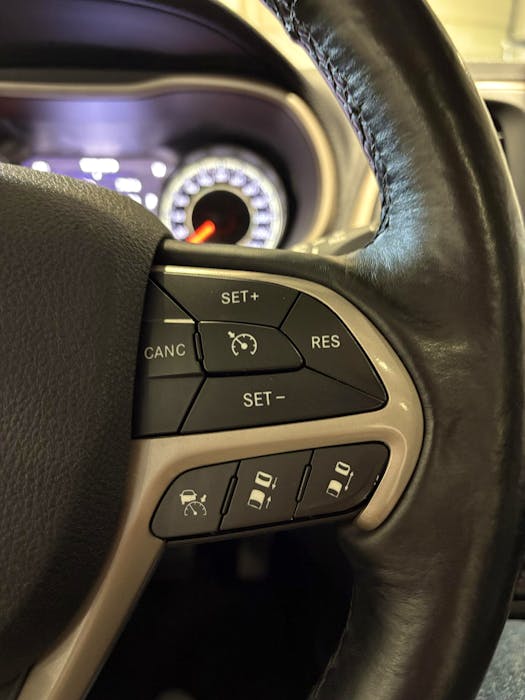 Jeep Cherokee#23
