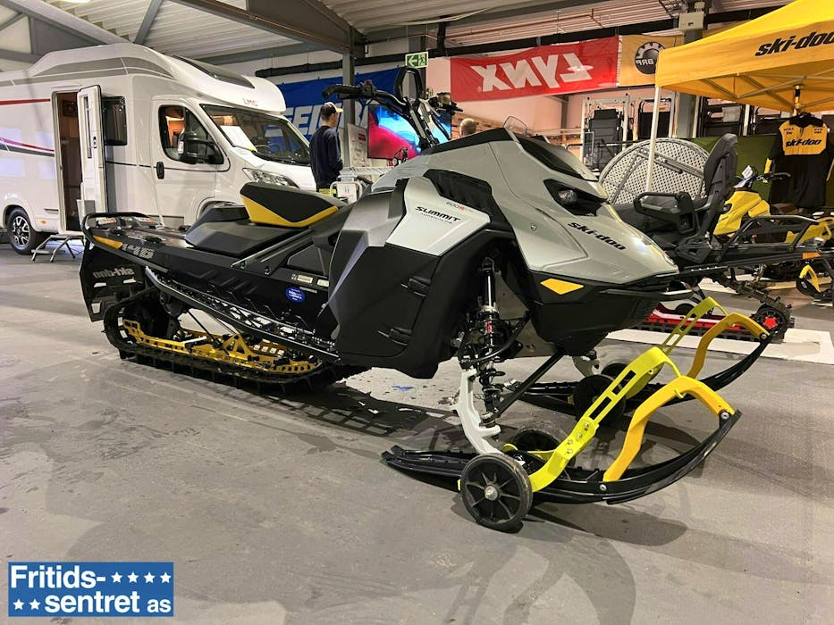 Ski-doo Summit Adrenaline 146 600R E-TEC#0